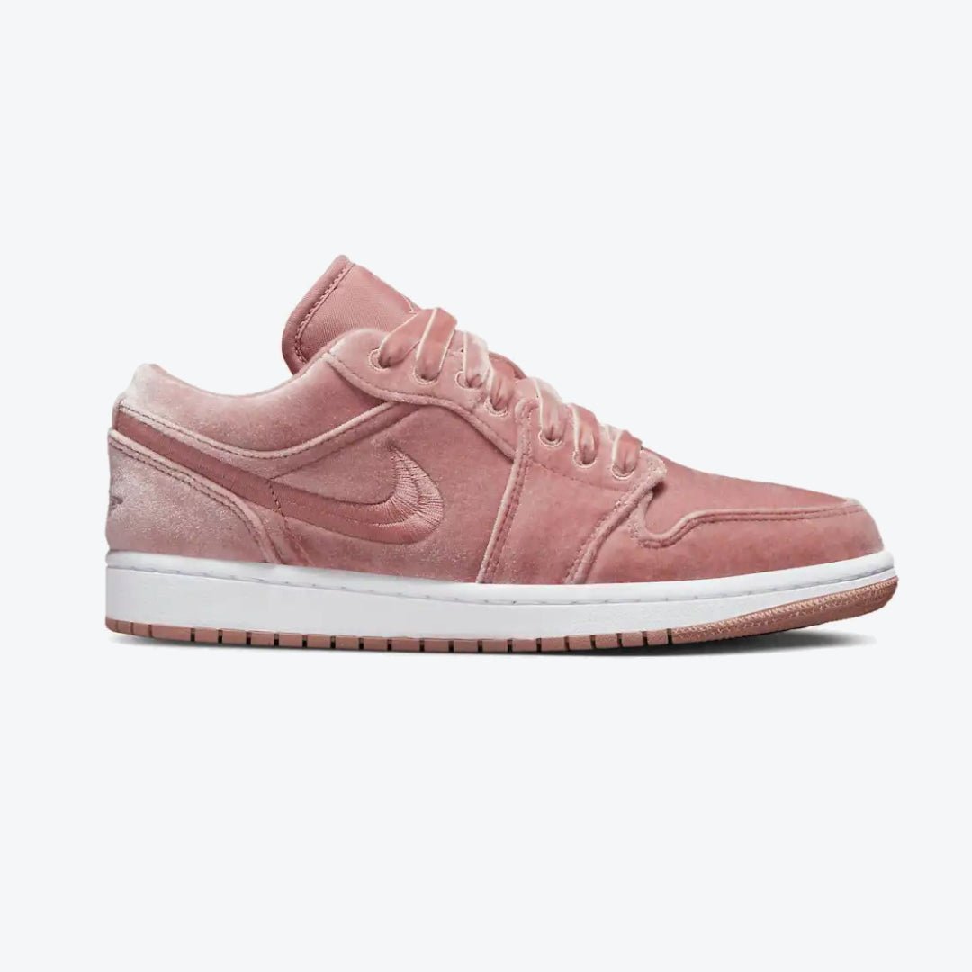 Air Jordan 1 Low SE Pink Velvet - Drizzle